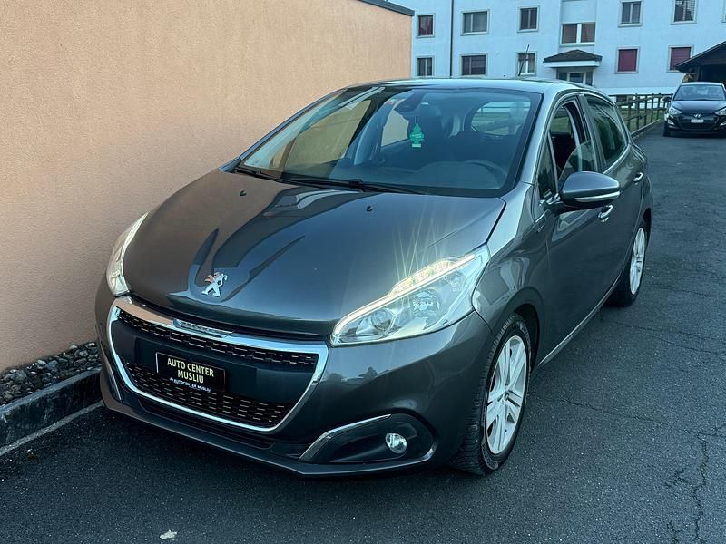 Gebraucht Peugeot 208 Style 82 PS (60 kW) 2018 Kleinwagen