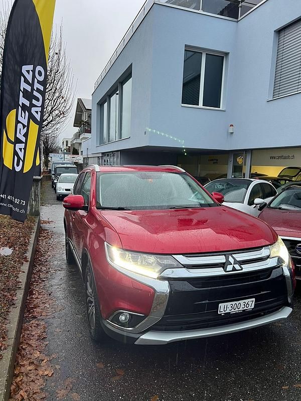 Gebraucht 2016 Mitsubishi Outlander SUV | CHF 13’600 (Etwas zu teuer) - Bild 1/4