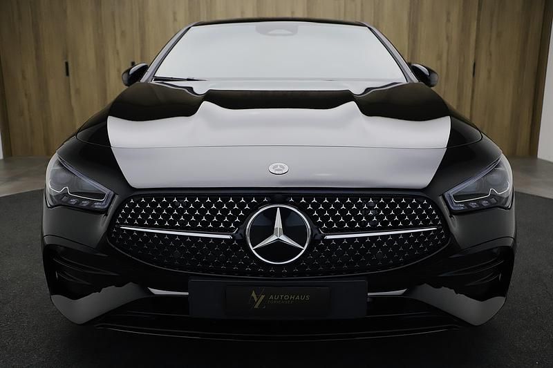 Gebraucht Mercedes CLA200 AMG line 163 PS (119 kW) 2025