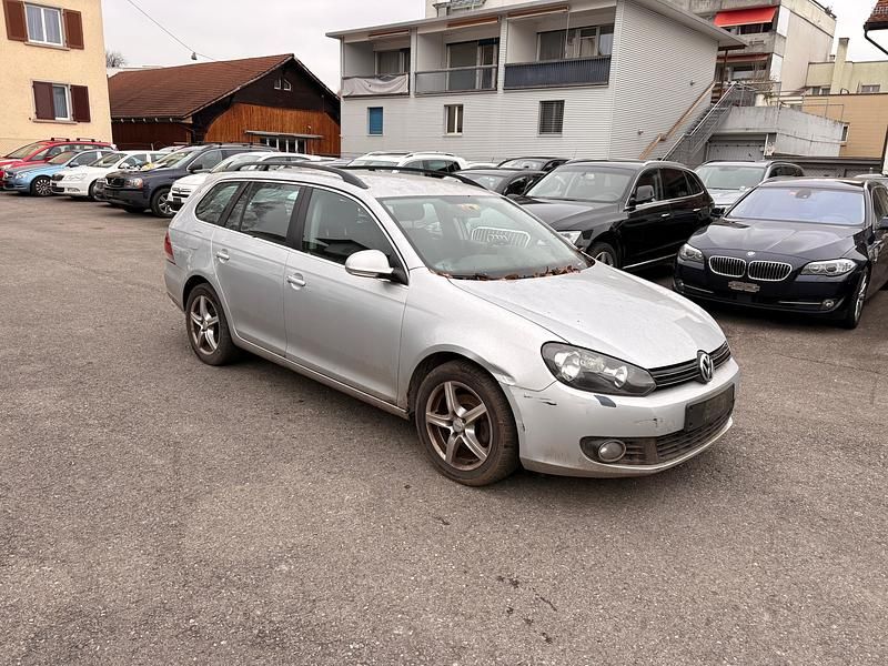 Gebraucht VW Golf VI Comfortline 105 PS (77 kW) 2010 Kleinwagen