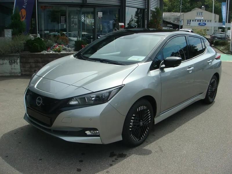 Gebraucht Nissan Leaf N-Connecta 110 kW (150 PS) 2025 Silber Kleinwagen