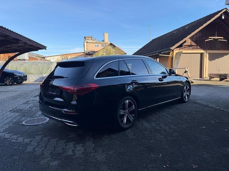 Gebraucht Mercedes C220 200 PS (147 kW) 2022 Kombi