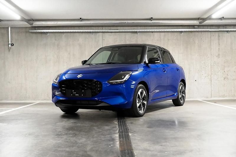 Neu Suzuki Swift 82 PS (60 kW) 2025 Blau Limousine
