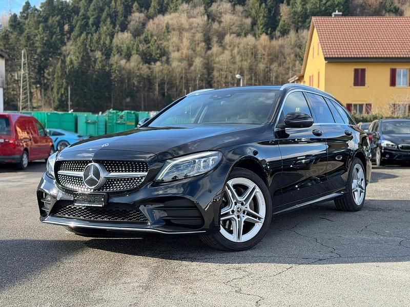 Gebraucht Mercedes C220 AMG line 194 PS (142 kW) 2019