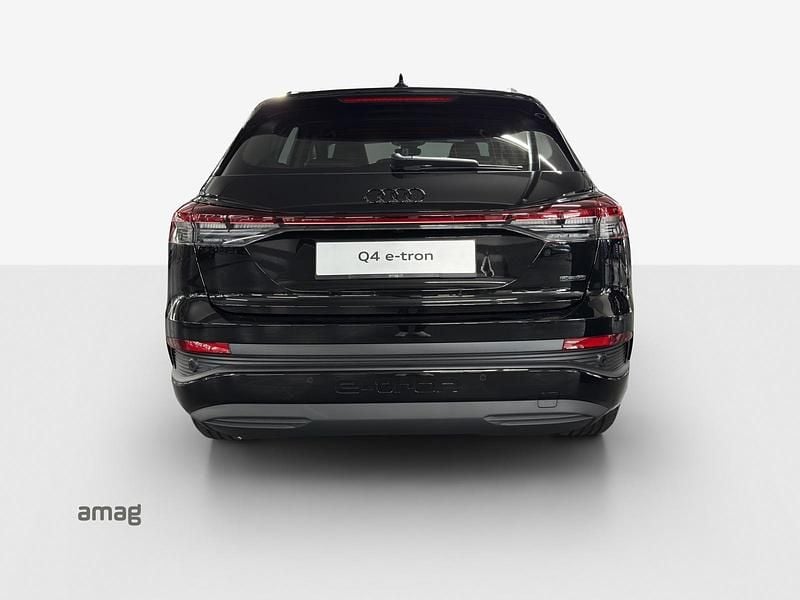Gebraucht Audi Q4 e-tron Advanced 210 kW (286 PS) 2025 Mythosschwarz metallic SUV