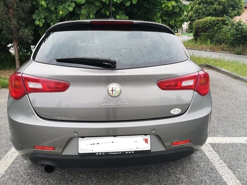 Gebraucht 2011 Alfa Romeo Giulietta Distinctive Kleinwagen | CHF 4’149 (Fairer Preis) - Bild 1/4