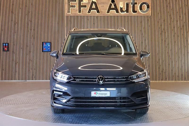 Gebraucht VW Touran Highline 150 PS (110 kW) 2024 Van / Kleinbus