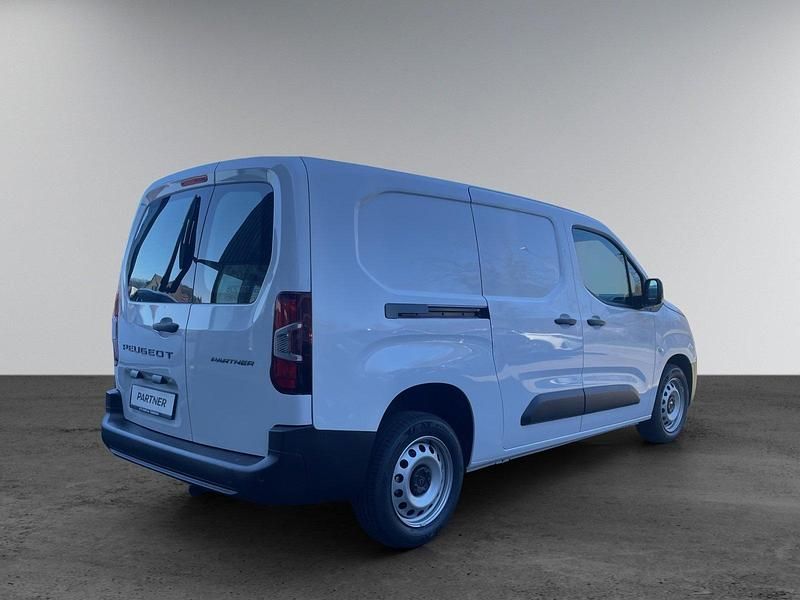 Neu Peugeot Partner 102 PS (75 kW) 2025 Van / Kleinbus