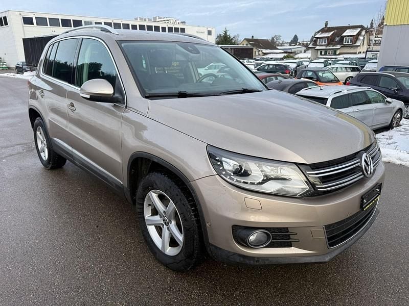 Gebraucht VW Tiguan Trendline 180 PS (132 kW) 2011 SUV