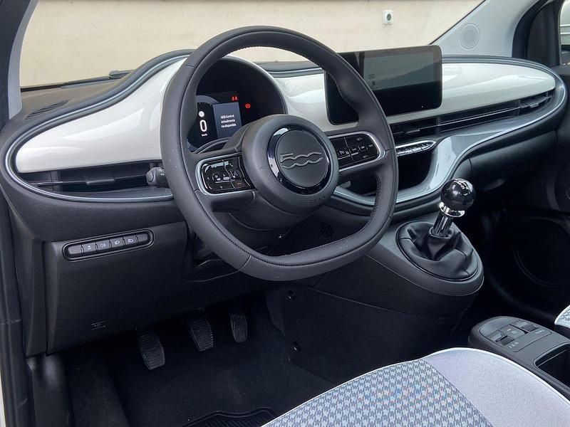 Neu Fiat 500 65 PS (47 kW) 2026 Limousine