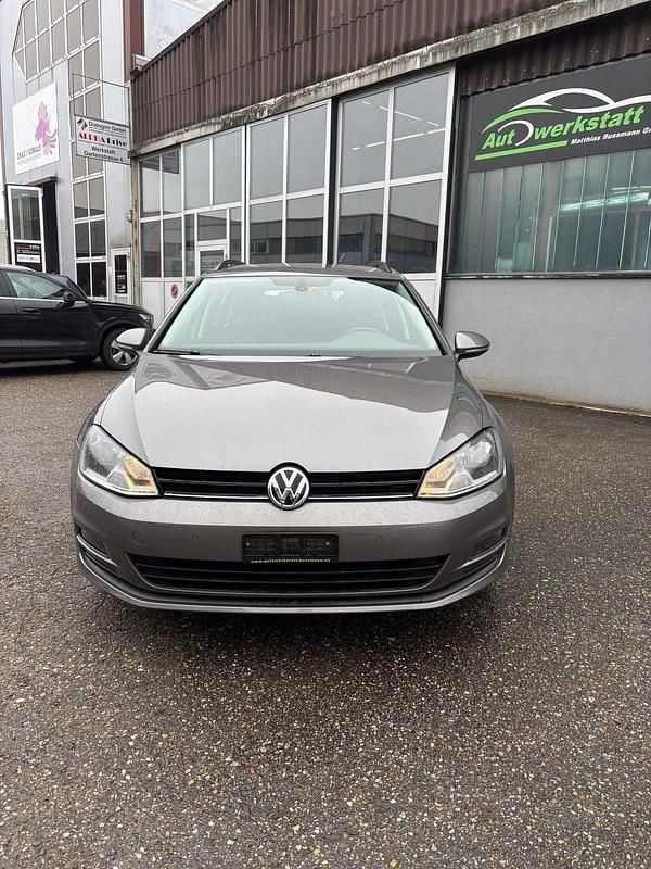 Gebraucht VW Golf VII Trendline 105 PS (77 kW) 2013 Kombi
