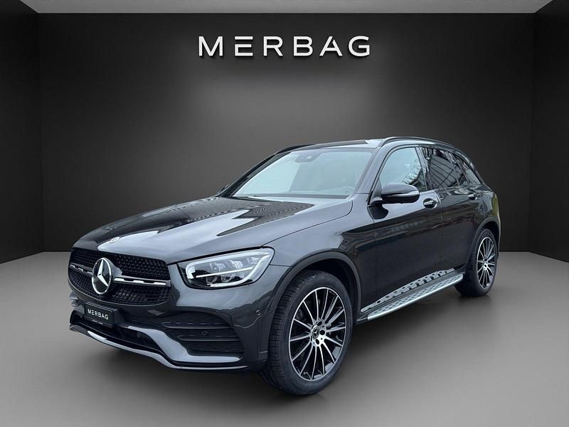Gebraucht Mercedes GLC200 AMG line Plus 197 PS (144 kW) 2022 Grau SUV