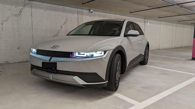 Gebraucht 2023 Hyundai Ioniq Kleinwagen | CHF 40’850 - Bild 1/4