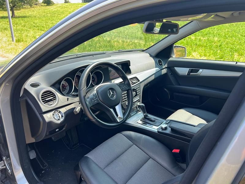 Gebraucht Mercedes C250 204 PS (150 kW) 2012