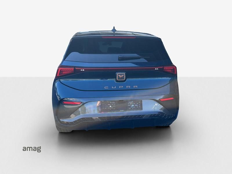 Gebraucht Cupra Born e-Boost 170 kW (232 PS) 2025 Aurora blue Kleinwagen