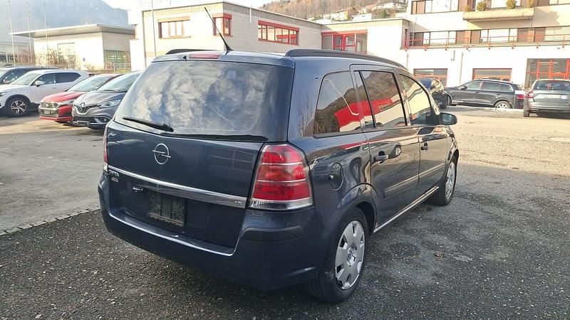 Gebraucht Opel Zafira Essentia 140 PS (102 kW) 2007 Van / Kleinbus