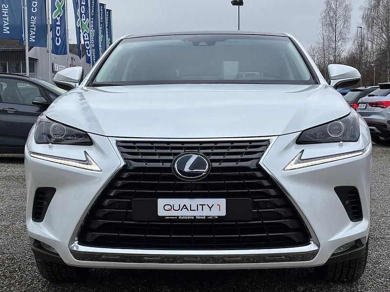 Gebraucht Lexus NX300h E-FOUR 197 PS (144 kW) 2018 SUV