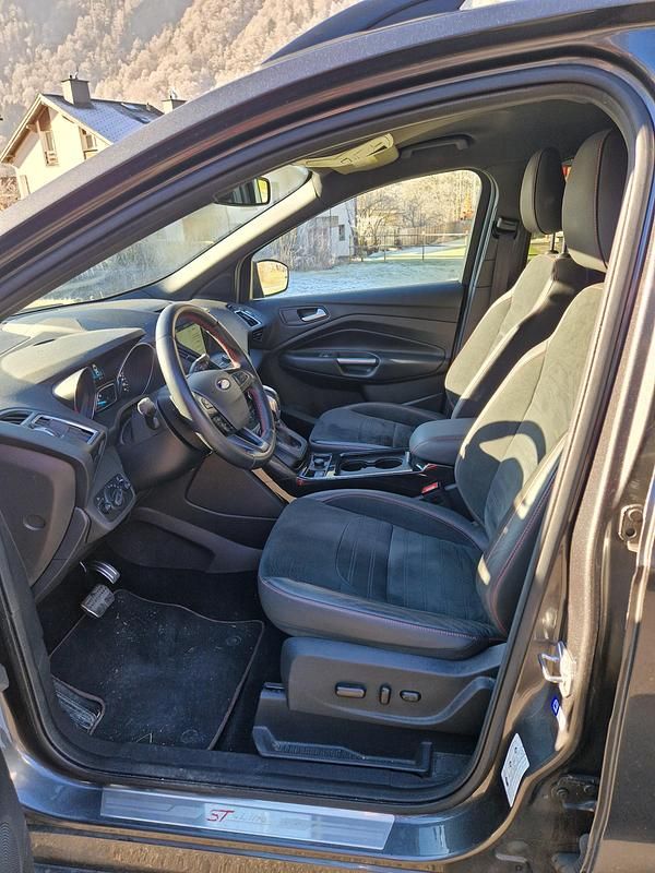 Gebraucht Ford Kuga Vignale 150 PS (110 kW) 2018 SUV