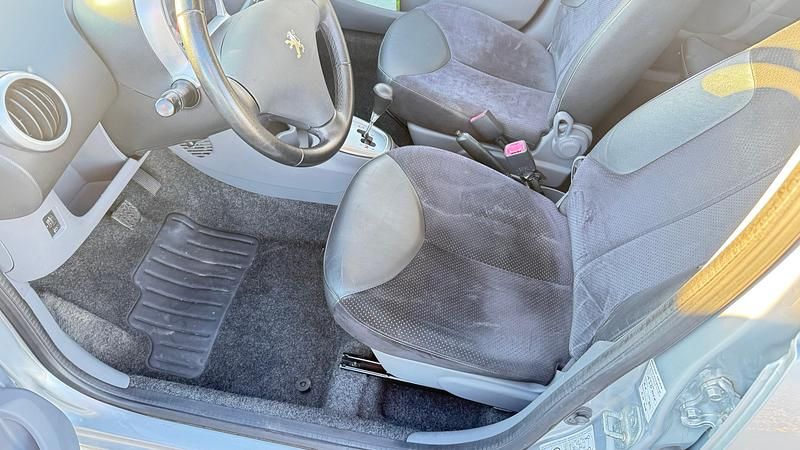 Gebraucht Peugeot 107 68 PS (50 kW) 2009 Kleinwagen