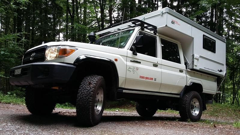 Gebraucht Toyota Land Cruiser 131 PS (96 kW) 2014