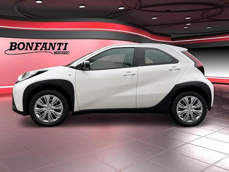 Gebraucht Toyota Aygo X Comfort 72 PS (52 kW) 2025 Weiss SUV