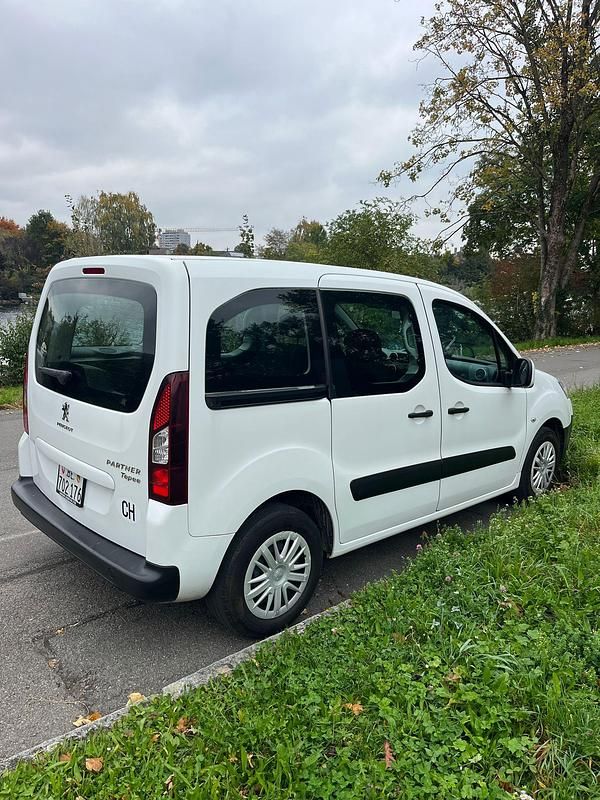 Gebraucht 2014 Peugeot Partner Van / Kleinbus | CHF 8’000 - Bild 1/4