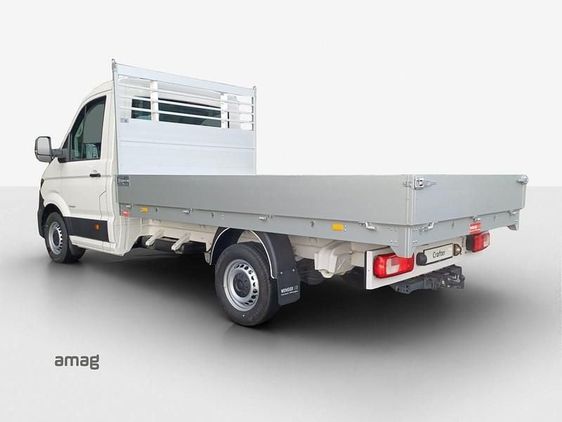 Gebraucht VW Crafter 163 PS (119 kW) 2024 Candyweiss Van