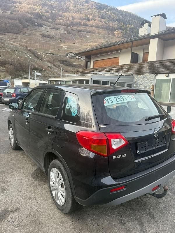 Gebraucht Suzuki Vitara 120 PS (88 kW) 2015