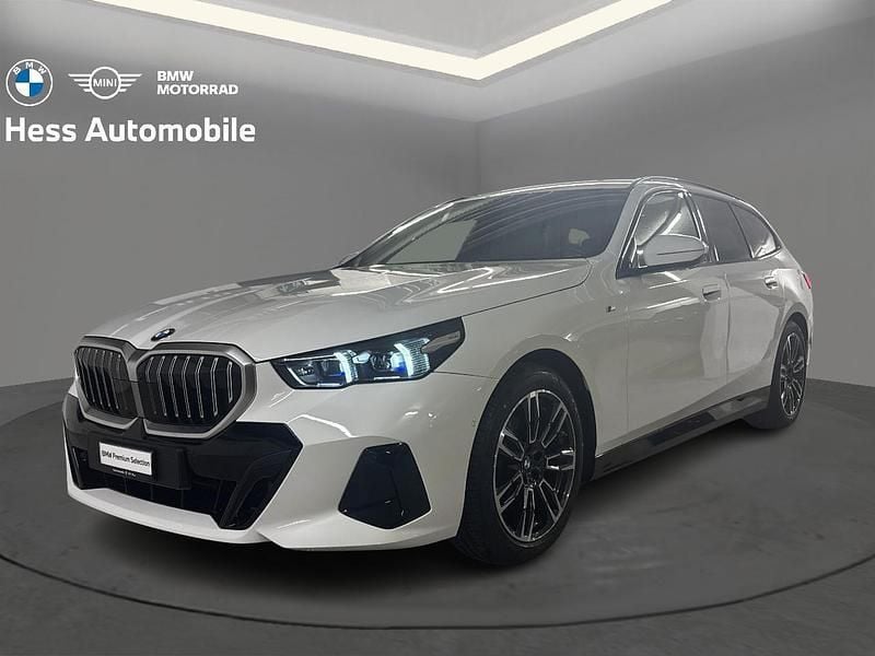 Weiss Gebraucht 2024 BMW 520 Comfort Edition Kombi | CHF 49’900 (Superpreis) - Bild 1/4