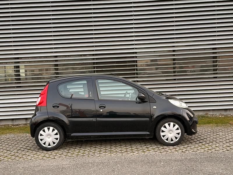 Gebraucht Peugeot 107 68 PS (50 kW) 2007 Kleinwagen