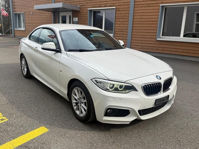 Gebraucht BMW 220 Sport Line 184 PS (135 kW) 2015