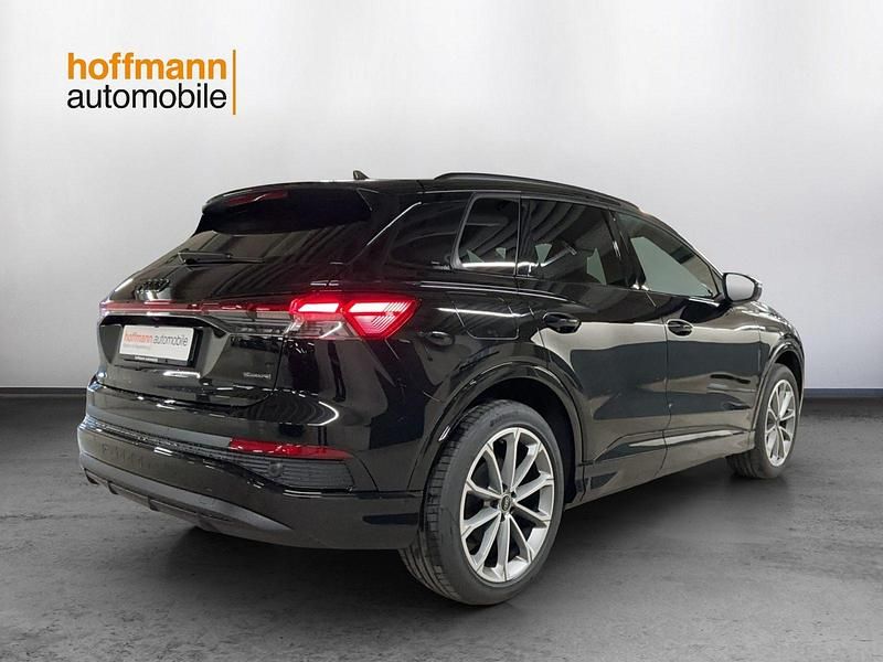 Neu Audi Q4 e-tron Ambiente 210 kW (286 PS) 2026 Schwarz SUV