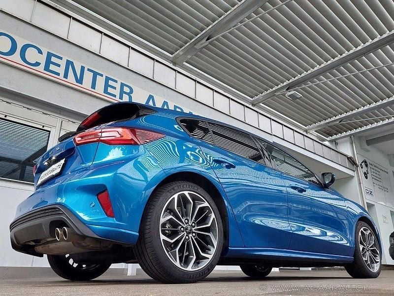 Gebraucht Ford Focus ST-Line X 155 PS (114 kW) 2024 Limousine