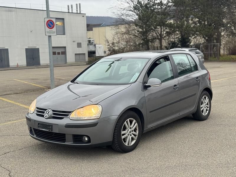 Gebraucht VW Golf IV Trendline 105 PS (77 kW) 2005