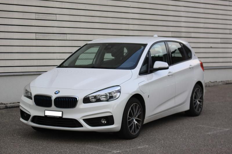 Gebraucht 2017 BMW 225 Active Tourer iPerformance Van / Kleinbus | CHF 7’499 (Fairer Preis) - Bild 1/4