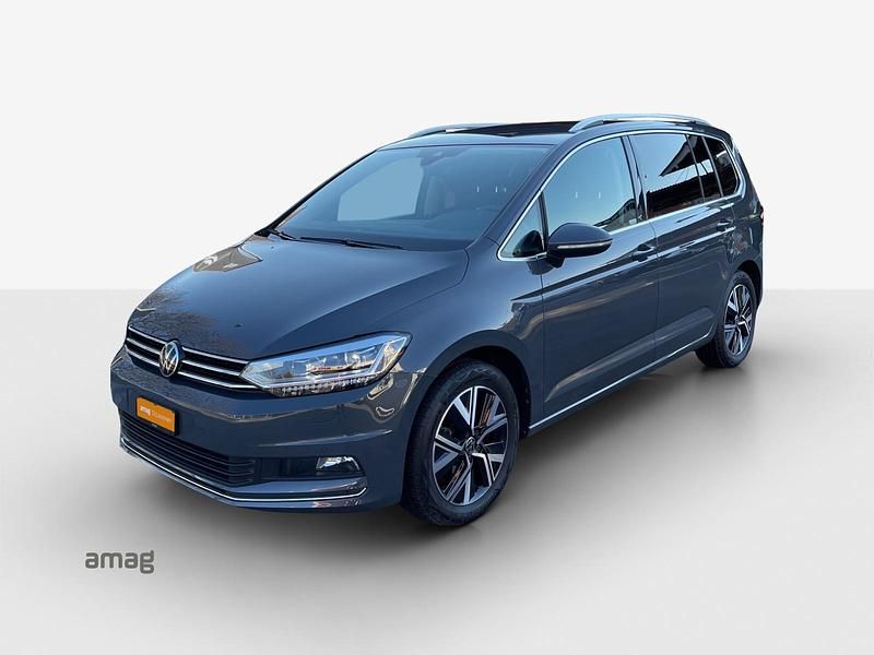 Gebraucht VW Touran Highline 150 PS (110 kW) 2023 Delfingrau metallic Van / Kleinbus