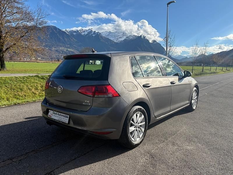 Gebraucht VW Golf VII Comfortline 125 PS (91 kW) 2017