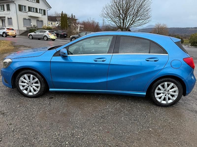 Gebraucht Mercedes A180 Urban 122 PS (89 kW) 2014