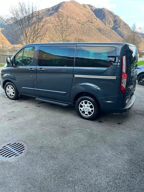 Gebraucht Ford 300 155 PS (114 kW) 2014 Limousine