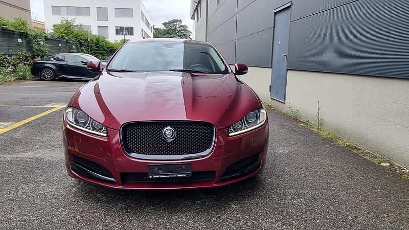Gebraucht Jaguar XF 190 PS (139 kW) 2011 Limousine