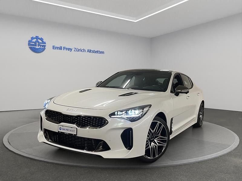 Weiss Gebraucht 2024 Kia Stinger Kleinwagen | CHF 57’920 (Etwas zu teuer) - Bild 1/4