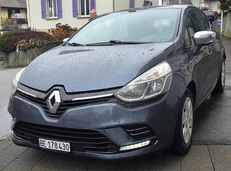 Gebraucht Renault Clio IV Intens 90 PS (66 kW) 2017