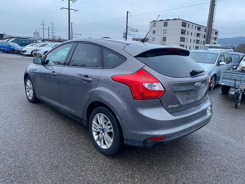 Gebraucht Ford Focus Trend 100 PS (73 kW) 2012