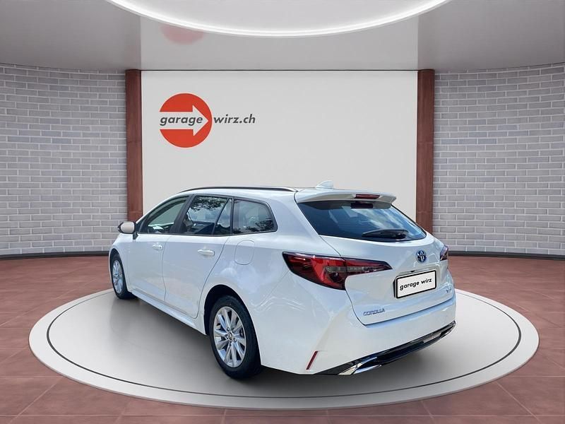 Neu Toyota Corolla Comfort 140 PS (102 kW) 2026 Kombi