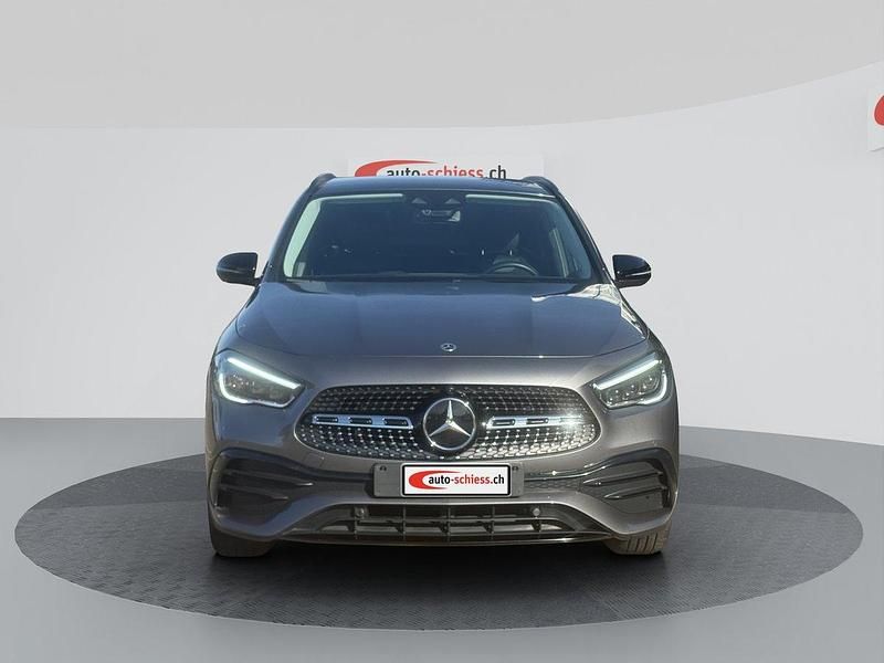 Gebraucht Mercedes GLA200 AMG line 163 PS (119 kW) 2022 SUV