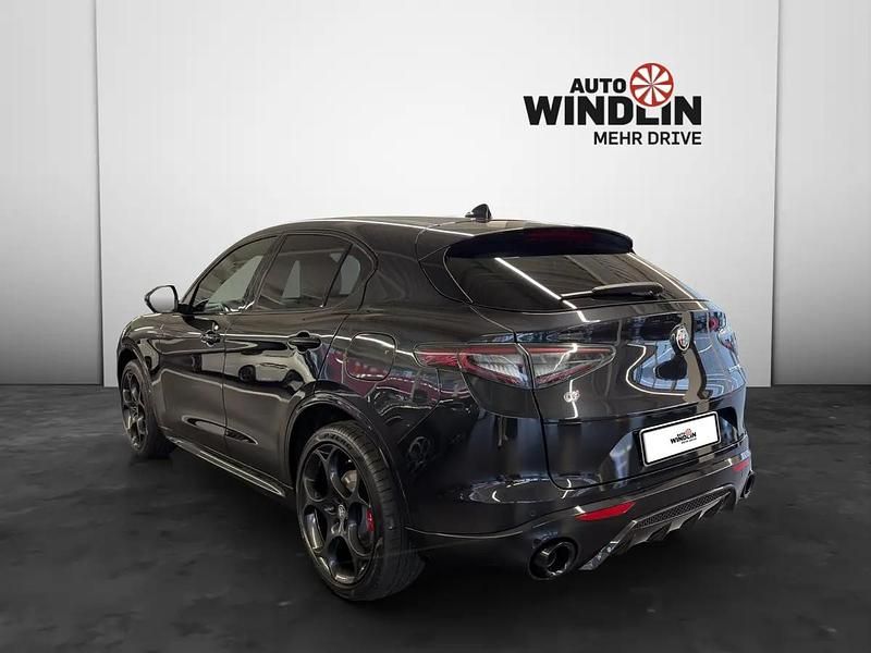 Neu Alfa Romeo Stelvio Veloce 280 PS (205 kW) 2025 Schwarz SUV