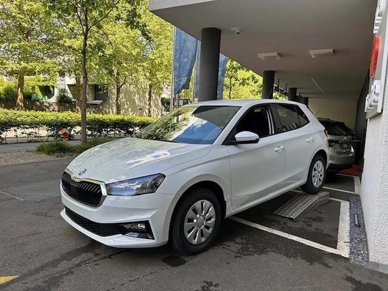 Neu Skoda Fabia Selection 116 PS (85 kW) 2025 Weiss Kleinwagen