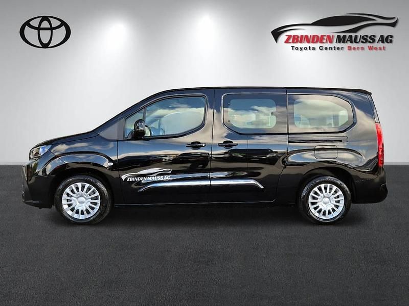 Gebraucht Toyota Proace Verso City 100 kW (136 PS) 2026 Schwarz Kombi