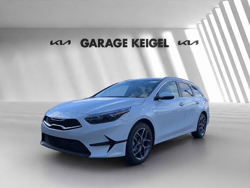 Weiss Neu 2025 Kia Ceed Sportswagon Kombi | CHF 34’600 - Bild 1/4