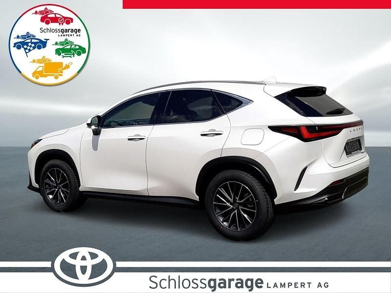Neu Lexus NX450h+ 309 PS (227 kW) 2025 SUV